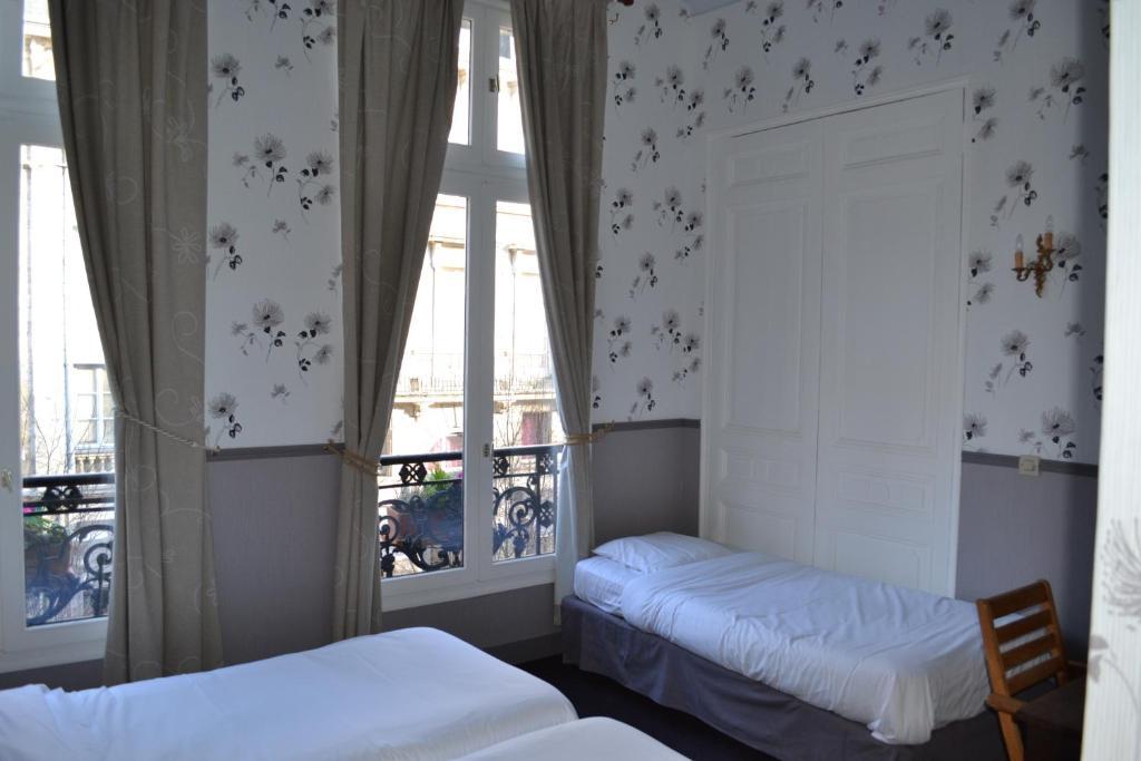 Hotel Des Carmes - Rouen Phòng bức ảnh